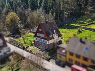 Verwurzelt im Nordschwarzwald | Landhaus auf 1.356m² Grundstück | Erker, Gewölbekeller, Wintergarten - Unterreichenbach