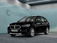 BMW X1, sDrive18i Advantage, Jahr 2022 - München