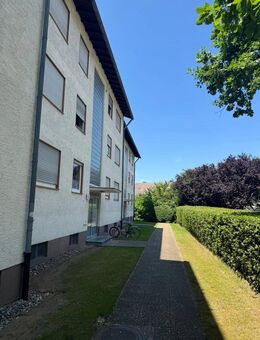 ***sonnige ETW mit 3 Zimmern, Küche, Badezimmer und Balkon - Mörfelden-Walldorf