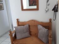 Holz-Bank, ca. 106 cm breit, Höhe ca. 95 cm (neuer Preis) - Lippstadt