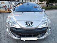Peugeot 308 SW Diesel - Berlin