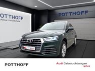 Audi Q5, 50 TFSie q sport, Jahr 2020 - Hamm