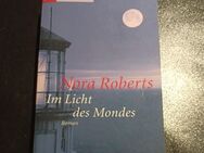 Nora Roberts: Im Licht des Mondes (Taschenbuch) - Essen