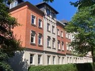 Großzügige 2-Zimmer mit Laminat, Wannenbad, SP und Balkon in ruhiger Lage! EBK mgl. - Chemnitz