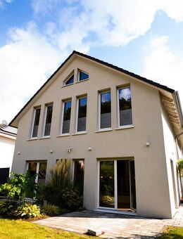 Flexibles Wohnen: Einfamilienhaus mit Anbau, Garten & Wohlfühlambiente - Neukirchen-Vluyn