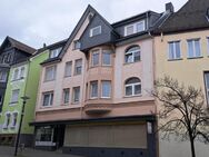 Wohn- und Geschä#ftshaus mit schönen Stil-Elementen in direkter Zentrumslage - Gummersbach