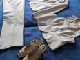 Sehr schöner Hosenanzug mit passenden Schuhen in 99634