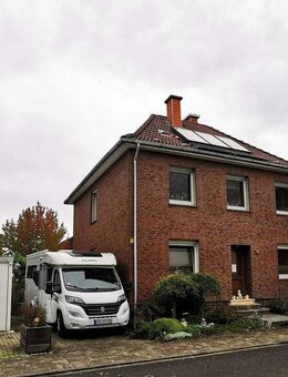 Reserviert !Charmantes Zweifamilienhaus mit großem Garten, Solaranlage und moderner Hybrid-Heiztechnik in Südkirchen - Nordkirchen