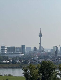 Traum-Ausblick über den Rhein + großer Balkon + Selbstnutzung oder Vermietung möglich - Neuss