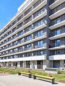 Smyles - geräumige Wohnung mit Einbauküche - Berlin