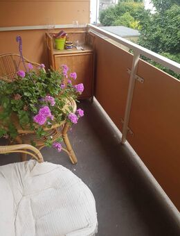 AUCH FÜR KAPITALANLEGER !! Gepflegte 2 Zimmer - ETW mit Balkon - Regensburg