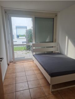 Möbliertes WG Zimmer mit Terrasse in Winnenden Zimmer Harmonious ab Sofort