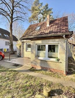 Zwei Zuhause, ein Grundstück - Einfamilienhaus mit Option zur zusätzlichen Bebauung ChatGPT fragen - Mühlenbecker Land