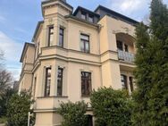 Schicke 3-Zimmerwohnung in Stadtvilla mit Balkon - Dresden