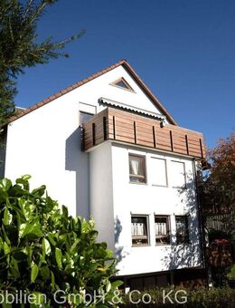 **Geräumige 3,5-Zimmer-Etagenwohnung und Garage** - Welzheim