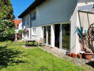 Schickes EFH mit ELW auf parkähnlichem Grundstück (weitere Bebauung möglich) Top Lage in Nidderau - Nidderau