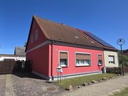 RESERVIERT!!! Doppelhaushälfte (Ferien- und Dauerwohnnutzung möglich) in Wassernähe, 17375 Mönkebude - Mönkebude