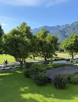 Lichtdurchflutete 3-Zimmer-Wohnung mit 2 Balkonen - Bad Reichenhall
