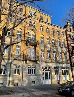 3 Zimmerwohnung im 4. OG mit Balkon und Parkett - Dresden