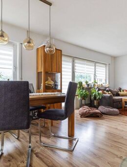 Großzügiges Zweifamilienhaus in toller Aussichtslage - Bad Ditzenbach
