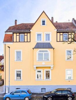 Charmantes Mehrfamilienhaus mit Altbaucharakter und Entwicklungspotenzial in zentraler Lage von Schwabach - Schwabach