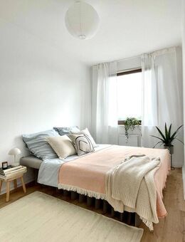 PROVISIONSFREI! Bezugsfrei und frisch renoviert mit Garage - Frankfurt (Main)