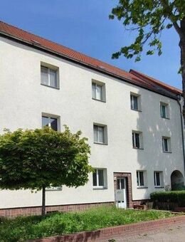Sanierte 3 Raum Wohnung mit Loggia - Leipzig