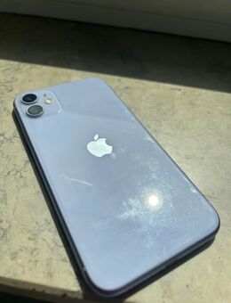 Apple iPhone 11 128 GB Lila - Münster