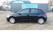 VW Polo, 1.0 Comfortline MPI 4Trg, Jahr 2021 - Vordorf