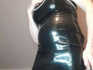 Latex sissy/crossdresser sucht Bekanntschaften/Treffen - Borken