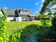 Großes gepflegtes Haus auf einem Eckgrundstück - Mörfelden-Walldorf