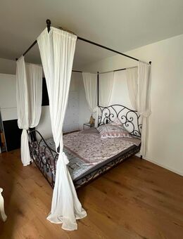 Ein wunderschönes Komplettbett - TOP Zustand! - Stuttgart
