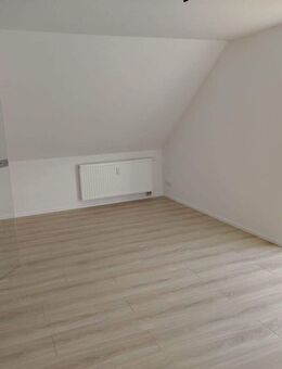 Schicke Dachgeschoss- Zweiraumwohnung in ruhiger Lage - Bad Langensalza