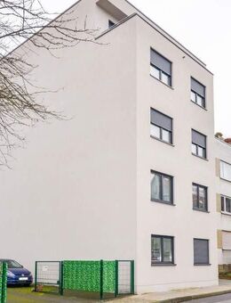 Erdgeschoss-Neubauwohnung * 4 Zimmer * 2 Bäder * Stellplatz * Loggia - Solingen (Klingenstadt)