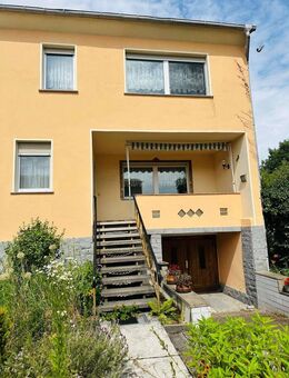 Tolle Doppelhaushälfte mit Tiefgarage, Loggia und Terrasse in Knautnaundorf Leipzig zu verkaufen. - Leipzig