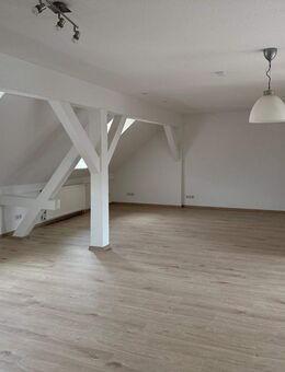 große 3-Raum-Wohnung im Stadtzentrum - Großenhain