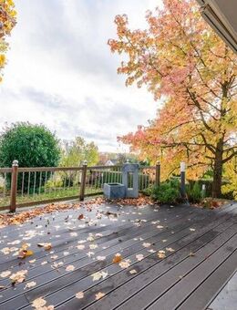 Ruhig Wohnen in echter Randlage! Großzügiges Haus mit sonnigem Garten, blickgeschützter Terrasse. - Eppingen