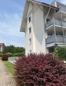 Eigennutzung - sanierte ETW mit schönem Gartenanteil und TG Stellplatz - Schkopau