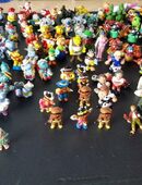 Überraschungseier-Figuren in 46244