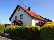 Gepflegtes Einfamilienhaus mit schönem Grundstück - Dierdorf