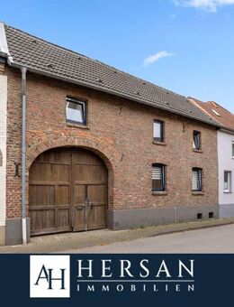 Einfamilienhaus im Bauernhausstil mit modernen Bädern und gepflegtem Garten in Baesweiler! - Baesweiler