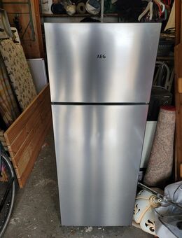 Gefrier-Kühlschrank - Essen