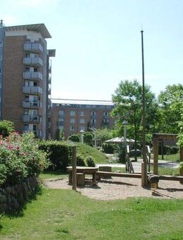 Tolle Dachgeschosswohnung ( WBS erforderlich ) - Kiel