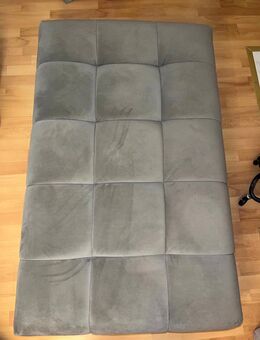 Hocker/ Puff/Sessel/Sofa aus Samt - Siegburg Zentrum