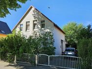 Freistehendes Ein- bis Zweifamilienhaus mit Garten und Carport in Bremen- Farge - Bremen