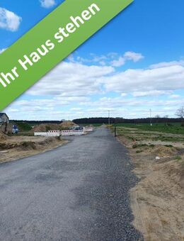 Sie das Grundstück, wir das Massivhaus, ein Bungalow, der begeistert in Eilvese. - Neustadt (Rübenberge)