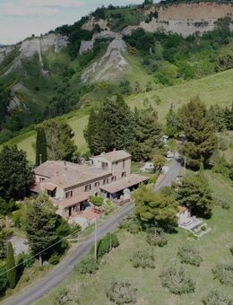 Volterra ! Hausanteil mit großem Garten und Pool I Immobilie Toskana - Kreischa