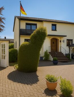 Großzügiges Einfamilienhaus mit bebaubarem Grundstück in Wöllstadt/ viel Platz / noch mehr Potenzial - Wöllstadt
