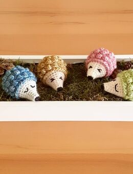 Igel gehäkelt, bunt, farbig, 8 cm - Dekoration, Handarbeit - Koblenz
