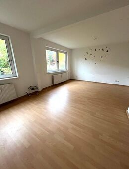 Helle 3-Zimmerwohnung mit attraktivem Renovierungsbonus - Salzgitter
